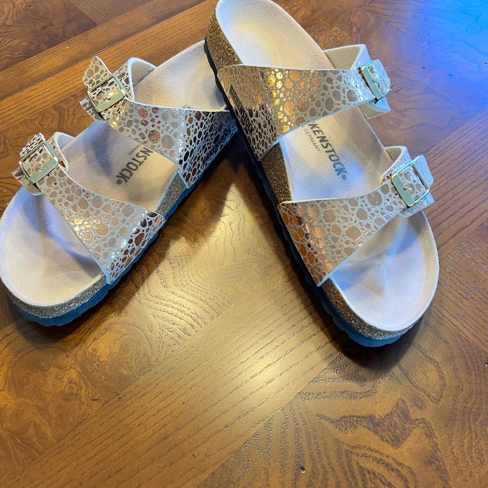 Birkenstock Arizona Birko-flor rose gold sandals size 41